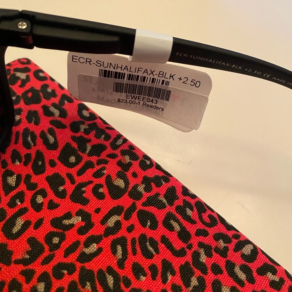 NWT Aspheric Lens 2.50 Sunglasses